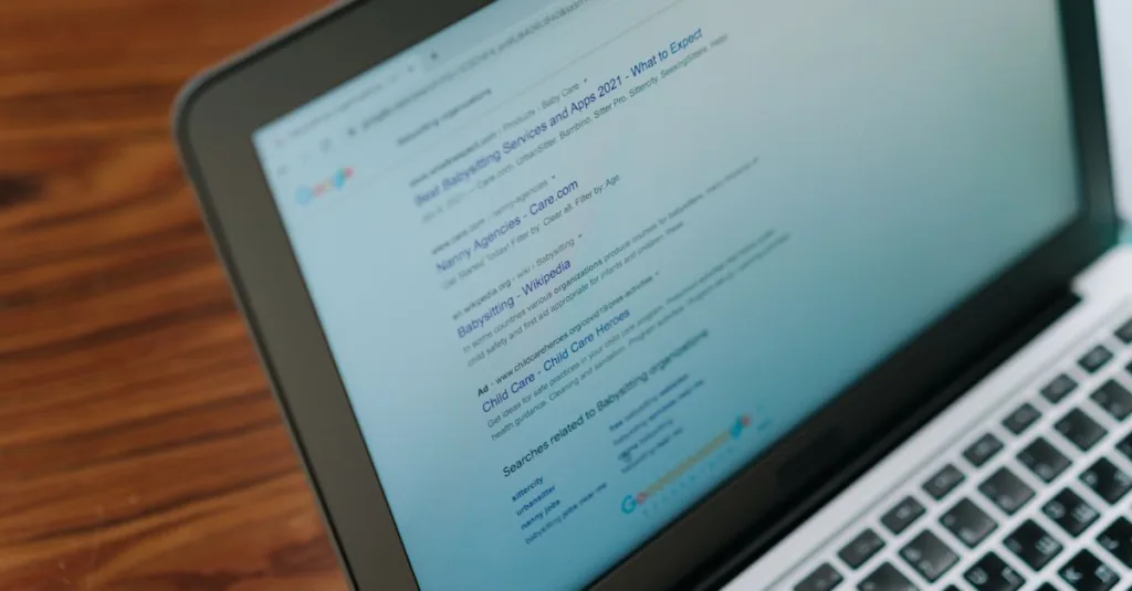 découvrez comment fonctionne le cache navigateur et optimisez la vitesse de chargement de vos sites web en stockant temporairement des données sur votre appareil.